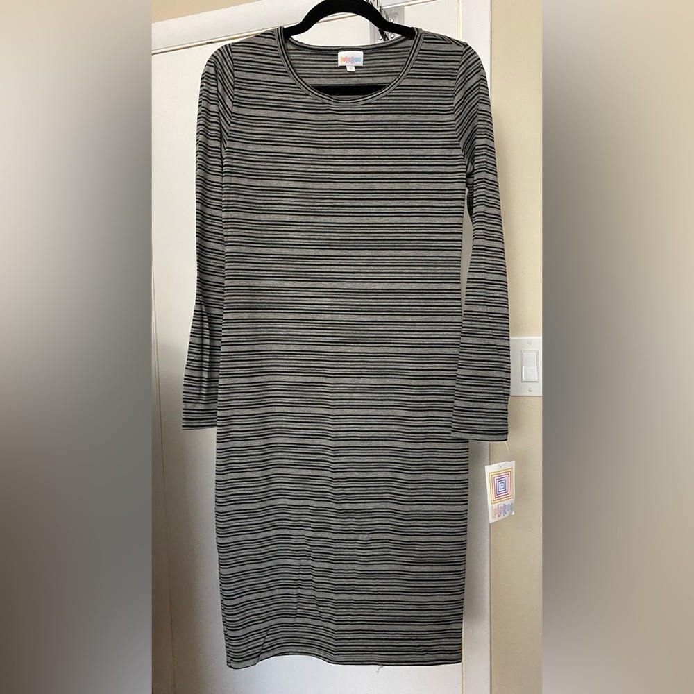 NWT LuLaRoe Black and Gray Long Sleeve Debbie Dress Size Small